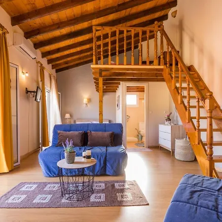 Venetian Era - Center Loft